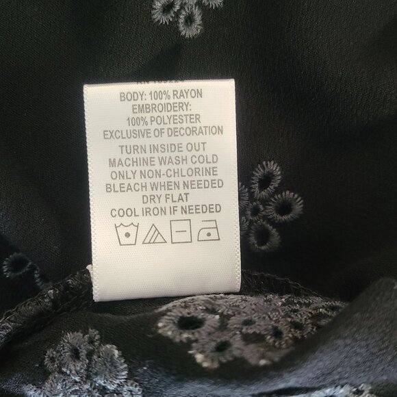 Indigo Soul Black Eyelet Bell Sleeve Blouse Long Sleeve Plus 2X Whimseygoth - Picture 8 of 9